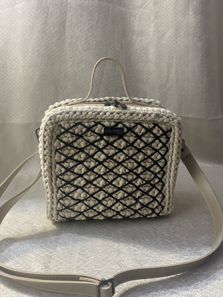 Bolsa Ayla (fio de malha premium)
